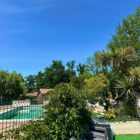 Sur Pilotis - 4 Personnes - Climatise- Piscine- Proche